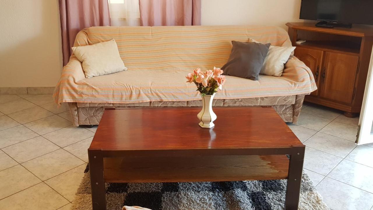 Apartment Excelente Vir Exterior photo